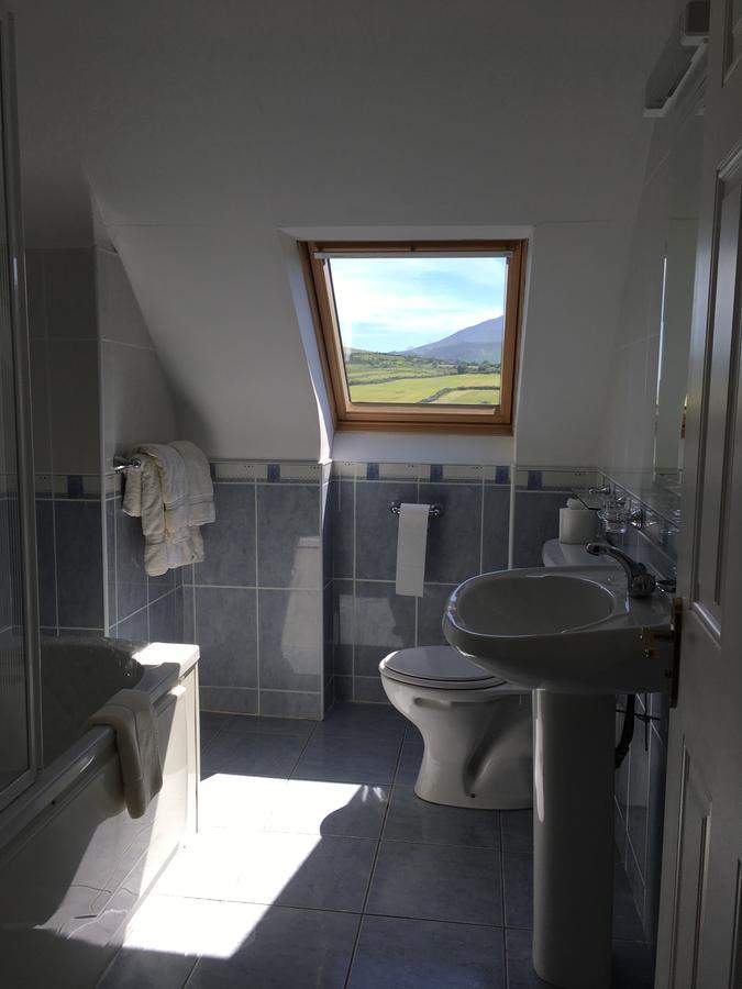 O'Connors Guesthouse Faha  Eksteriør billede